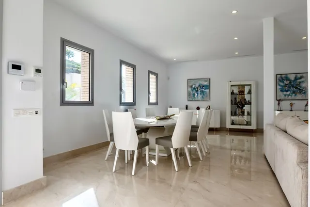 Chalet 6 habitaciones 777m² en venta - El Madroñal — 45