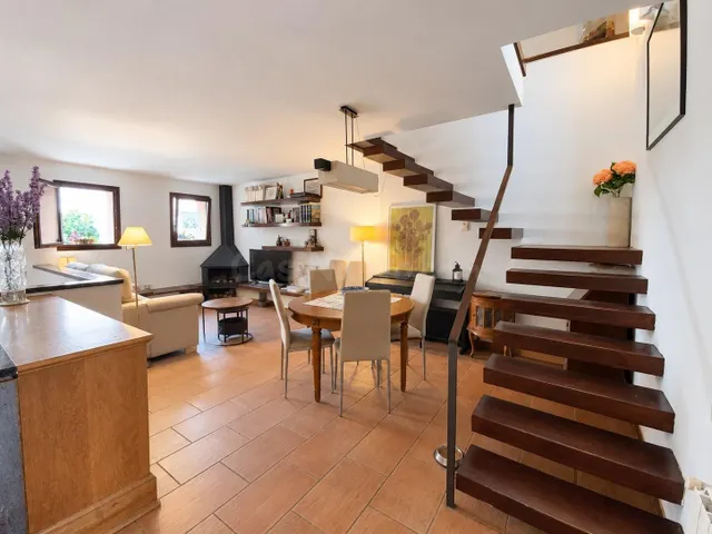 Casa en el centro de Alella, junto a la iglesia, con terraza - foto 4