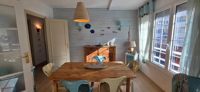 Exclusivo apartamento reformado con vistas al mar y al puerto en el corazón de L’Ametlla de Mar — 2