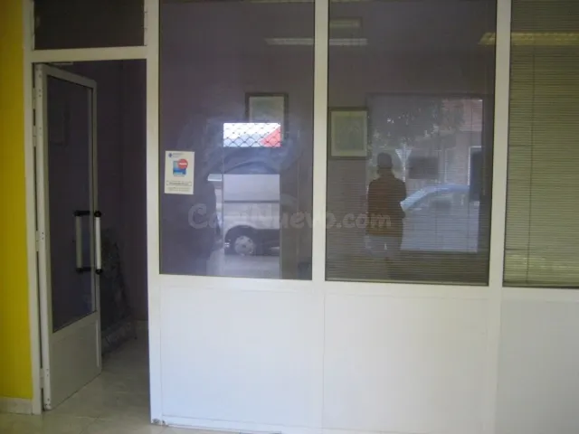 Local comercial en alquiler - Flores del sil - foto 2