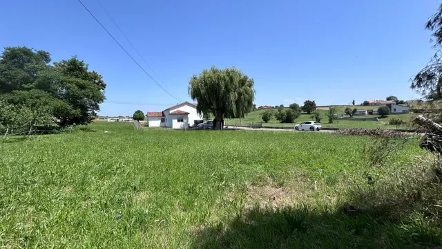FINCA URBANA EN HINOJEDO - foto 4