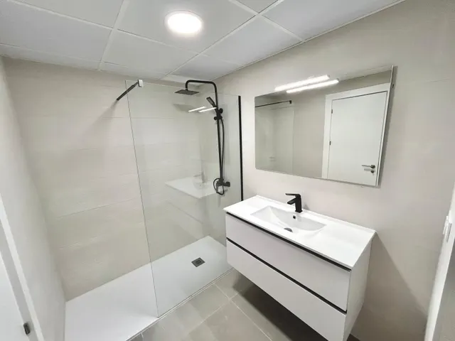 VIVIENDA DE 2 habitaciones CON TERRAZA, GARAJE Y PISCINA EN RESIDENCIAL EN DENIA !! — 22
