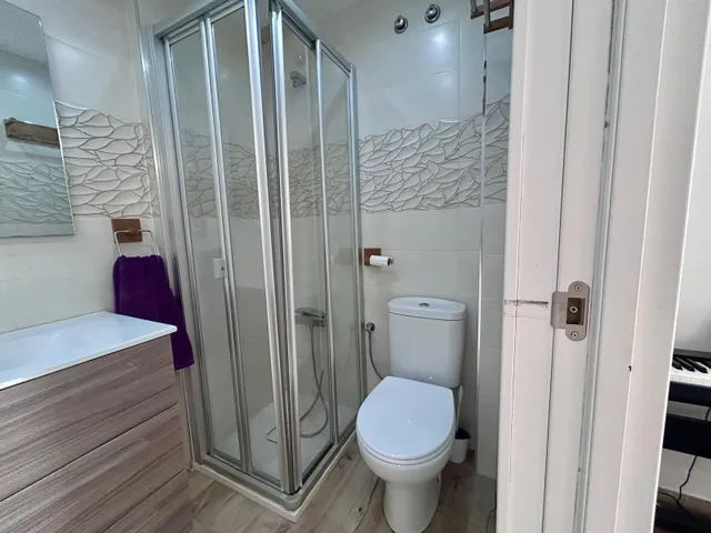 Casa adosada en esquina con piscina privada, jardín y vistas a la Bahía de Málaga — 35