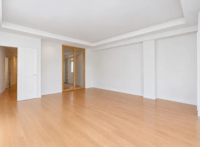Piso 4 habitaciones 170m² en venta - Metro bilbao — 20
