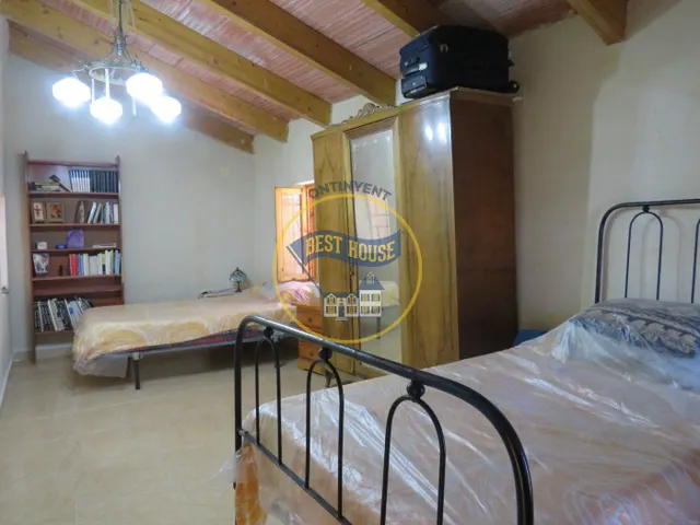 EXCLUSIVA CASA EN EL CASCO ANTIGUO DE MONTESA — 10