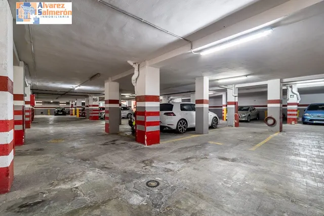 Garaje a la venta en zona Hipercor — 7