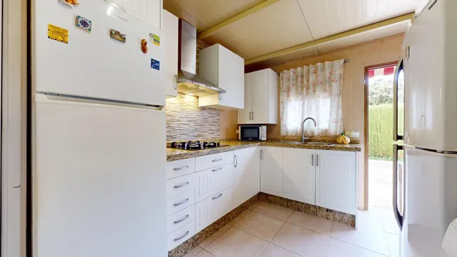 ¿Quieres comprar una parcela? ¡Deja que ésta te sorprenda con todo lo que tiene para ofrecerte! — 28