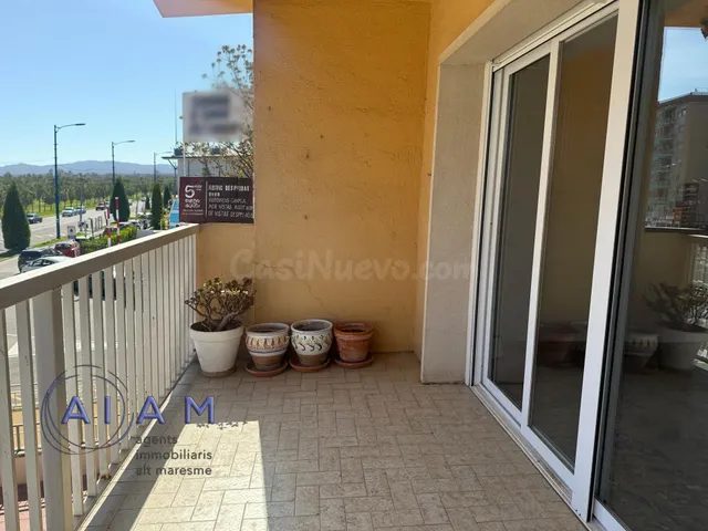 Espectacular piso con gran balcón y vistas - foto 3