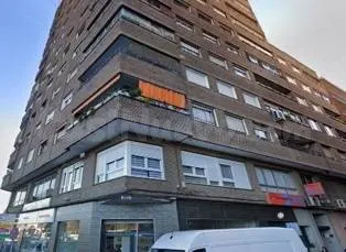 Oficinas situadas en el centro de Talavera de la Reina en ed