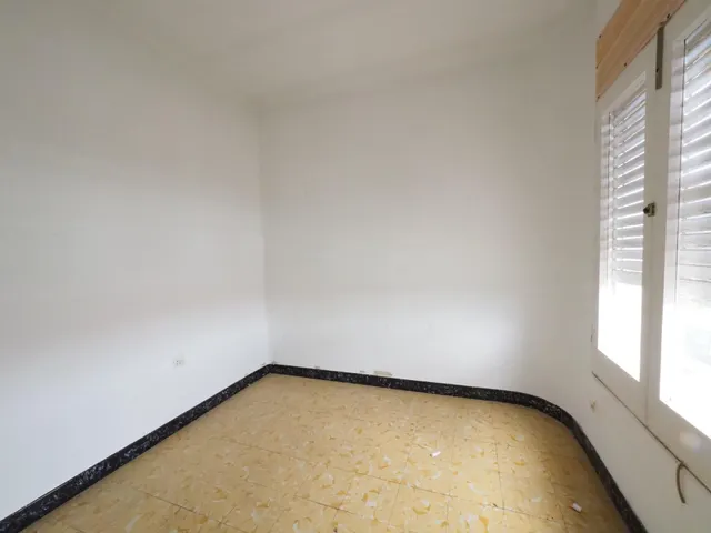 SE VENDE PISO EN SANT VICENÇ DE CASTELLET — 5