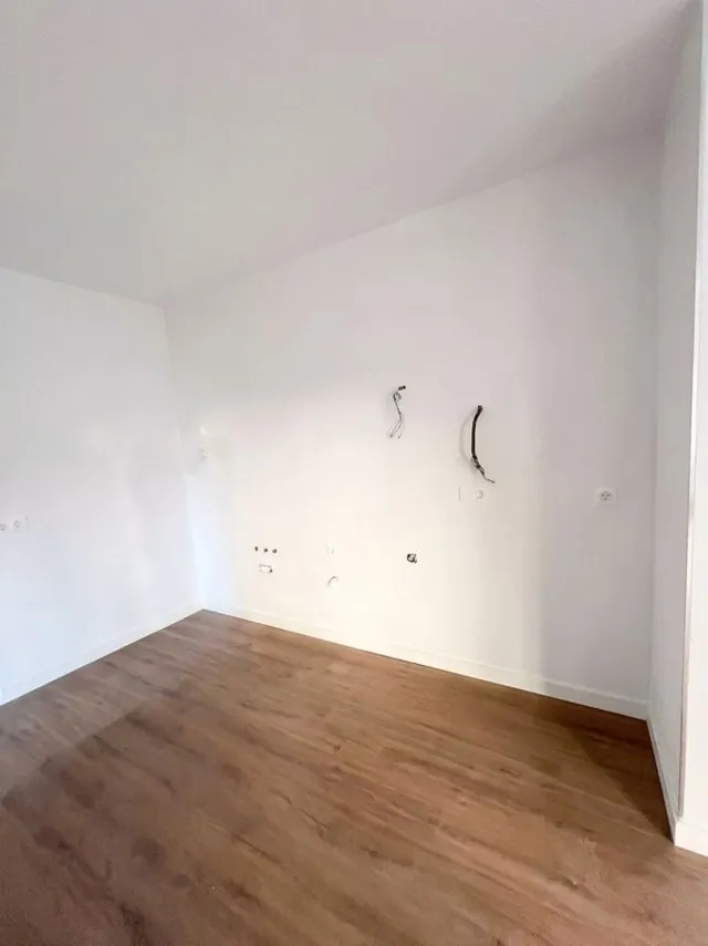 Exclusivo Piso Bajo a Estrenar de 3 Hab. y 2 Baños en Zona Demandada — 20