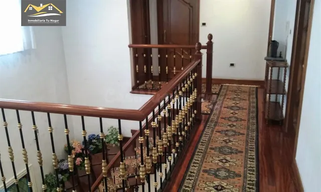 SE VENDE AMPLIO CHALET CON 3.000M DE PARCELA Y PISCINA A 10M - foto 4