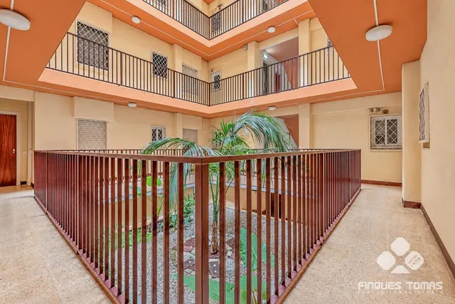Piso con balcón en Segur de Calafell — 19