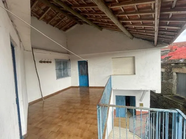 Casa adosada en venta en Nogueiroá – Irixo (Ourense) - foto 2