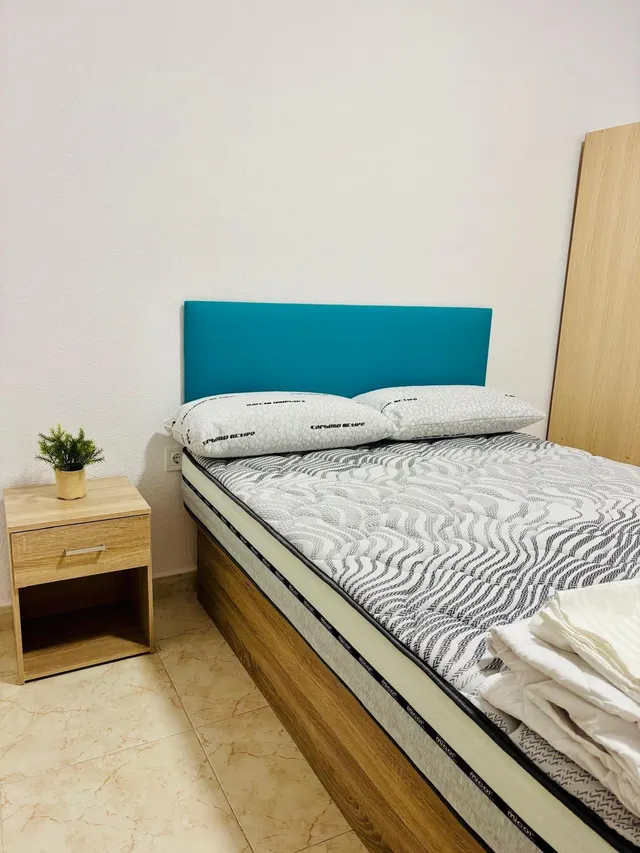 ALQUILER DE habitación EN PISO COMPARTIDO A PARTIR DEL 15 DE SEPTIEMBRE — 20