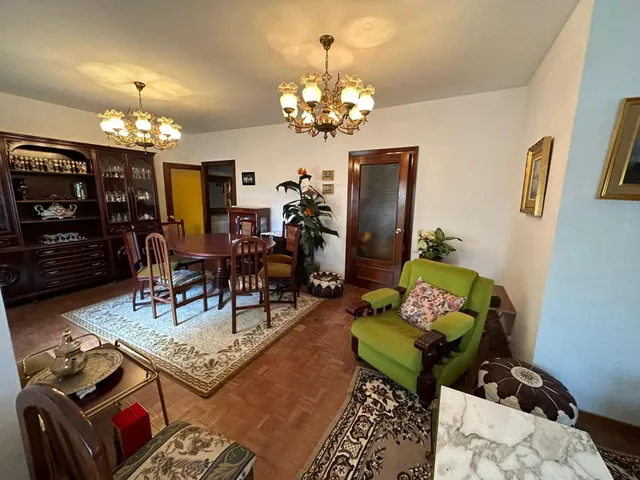 PISO DE 4 DORMITORIOS EN PLAZA DE LOS ALFÉRECES — 5