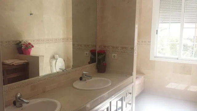 VENTA MAGNÍFICO CHALET EN URBANIZACIÓN ZAUDÍN CLUB DE GOLF (Sevilla) — 21