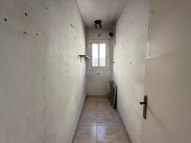 PISO 96 M2, PLANTA 2 SIN ASCENSOR, CARRER SANTS CELI I RUSTI - foto 4