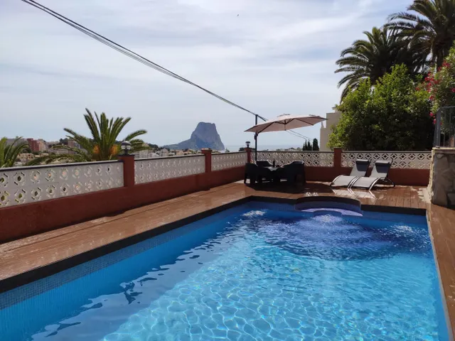 VILLA DE LUJO COMPUESTA POR 3 APARTAMENTOS INDIVIDUALES, TODO DE PRIMERA CALIDAD CON VISTAS AL MAR — 3