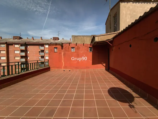 PISO DE 111 M2 TOTALMENTE REFORMADO CON 2 BALCONES JUNTO AL PASSEIG DE RONDA — 7
