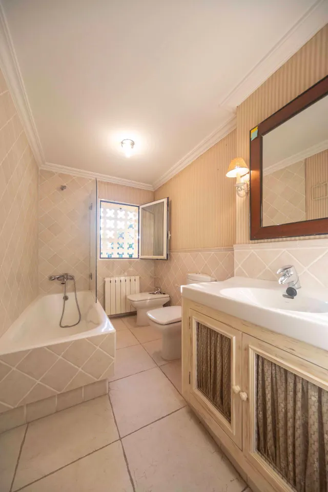 CHALET EN SANTO ÁNGEL — 49