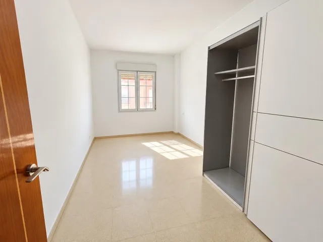Magnífica casa adosada en Alhendín con gran cochera y patio — 9