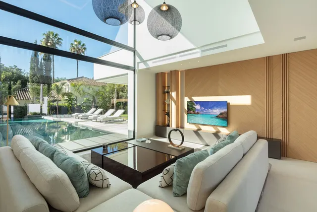 Chalet 5 habitaciones 667m² en venta - Marbella — 10