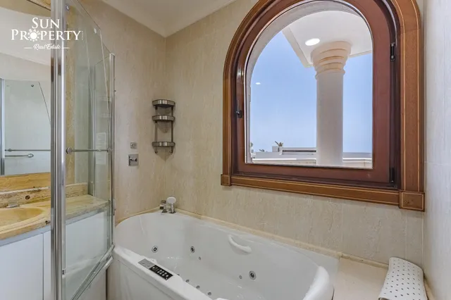 VILLA DE LUJO EN COSTA ADEJE - LA CALETA — 28