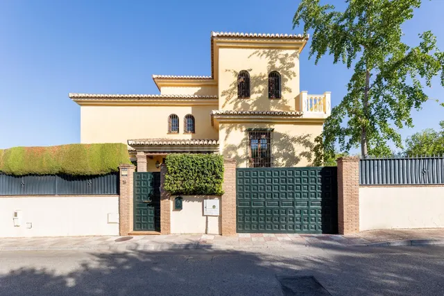CHALET INDEPENDIENTE EN CAJAR