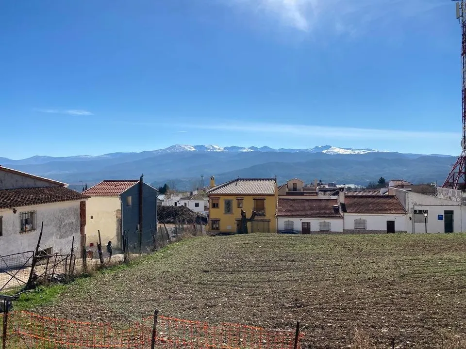 en venta solar en diezma para la construcción de unifamiliares