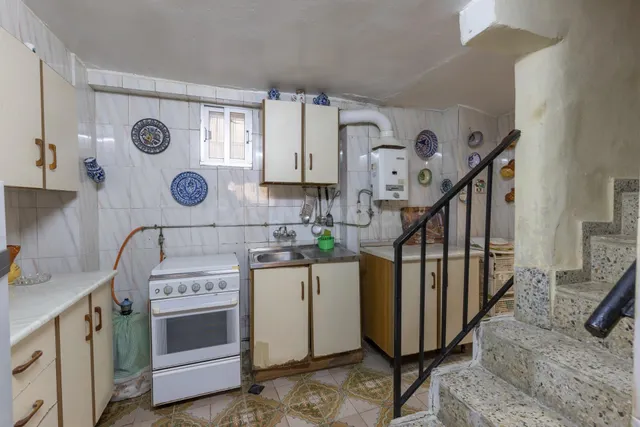 BONITA CASA PARA REFORMAR — 5