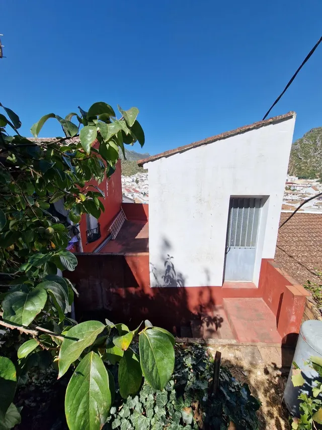 VENTA DOS VIVIENDAS UBRIQUE. ZONA LOS PINITOS — 6