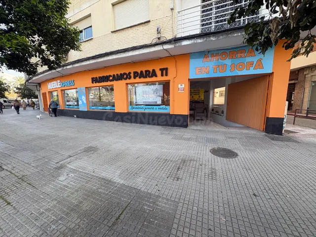 Local comercial en venta en Glorieta Ibn Zaydun - foto 2