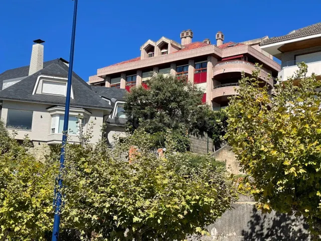 DÚPLEX CON EXCLUSIVAS VISTAS A LA BAHÍA EN PÉREZ GALDÓS - foto 2