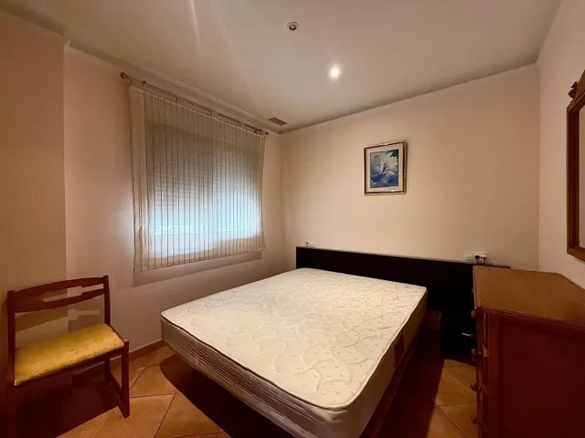 Apartamento de 2 dormitorios con plaza de aparcamiento y trastero. — 7