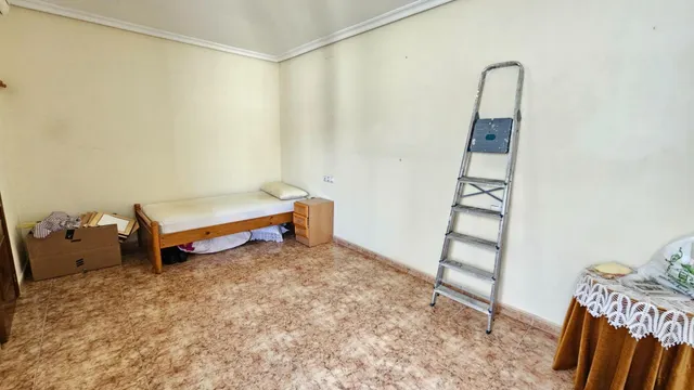 CAÑERO. Amplia Casa con cochera privada — 18