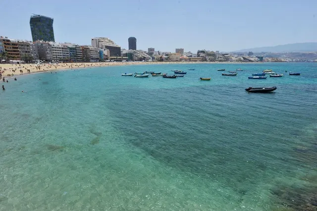 Piso en venta en la emblemática Calle Peregrina en Las Palmas — 24