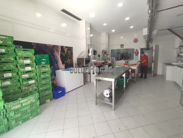 EXCELENTE LOCAL EN MALAGA, EL PERCHEL, IDEAL PARA RUBRO ALIM - foto 3