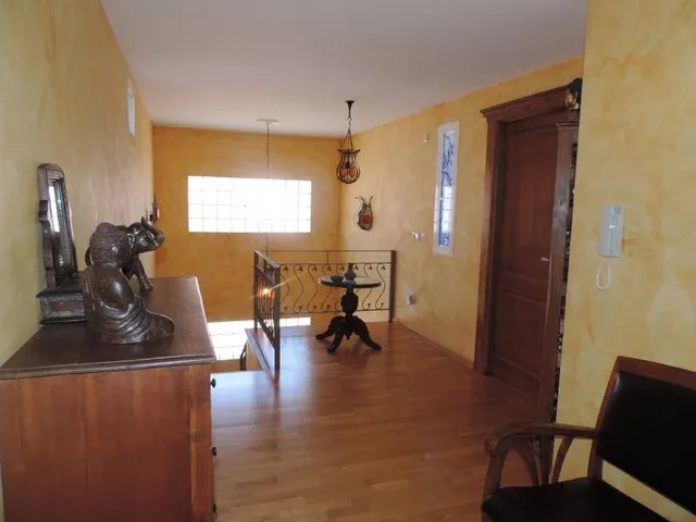 chalet en zona del colegio elians — 48