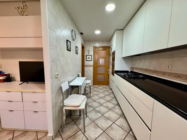 Piso 3 dormitorios con garaje en El Barrio del Carmen — 10