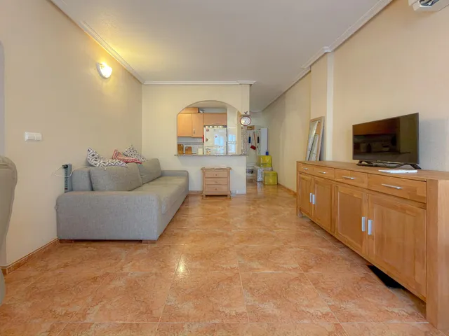 Centro! Encantador apartamento (Año 2003) con terraza confortable y vistas despejadas + 2 Piscinas comunitarias — 23