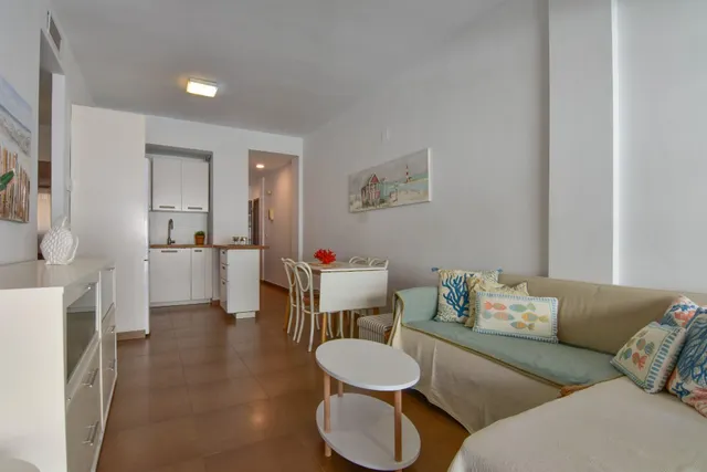 APARTAMENTO TEMPORAL EN LA PLAYA DE PUZOL — 8