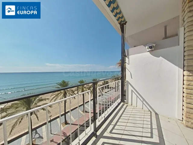 Impecable Piso de 3 habitaciones en Salou con Terraza y Vist