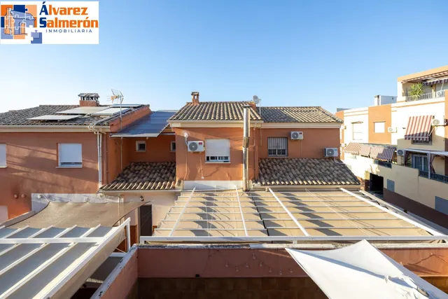 Adosado 3 habitaciones 195m² en venta - Vega de granada zona noroeste — 43