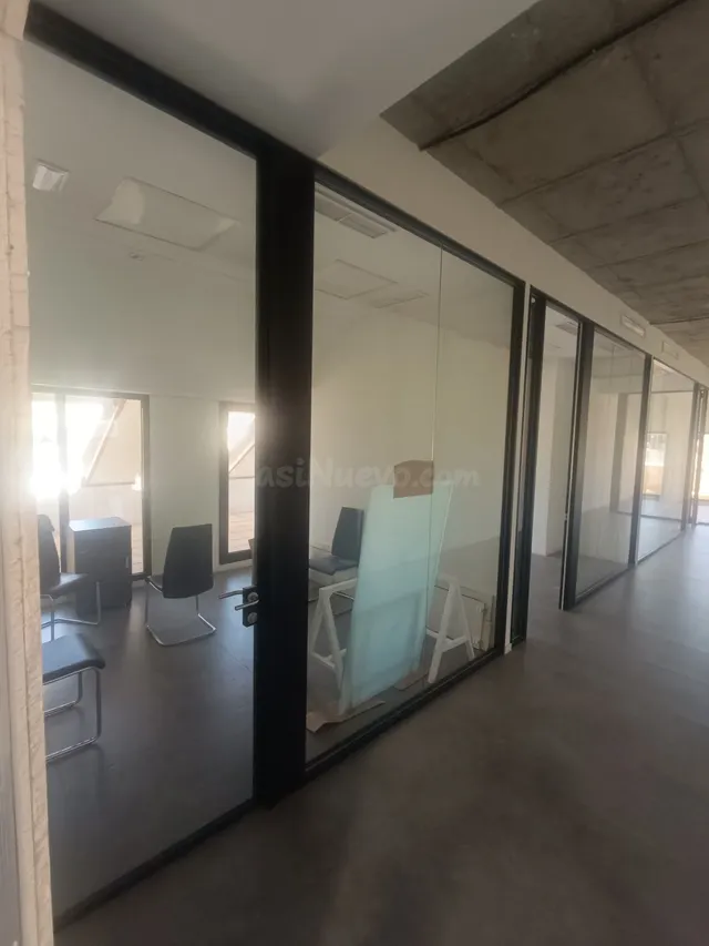 OFICINA DISPONIBLE EN LA PALMERA