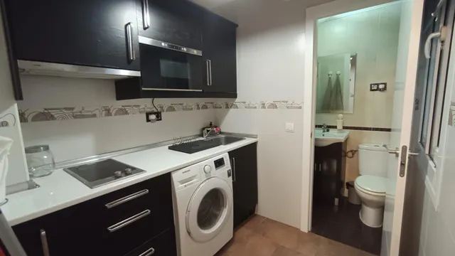 Amplio y Luminoso Piso en Alquiler - Av. Fátima, Málaga — 24