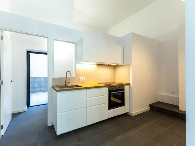 Agencia Inmobiliaria en Barcelona. Estudio en venta en el Congres — 14