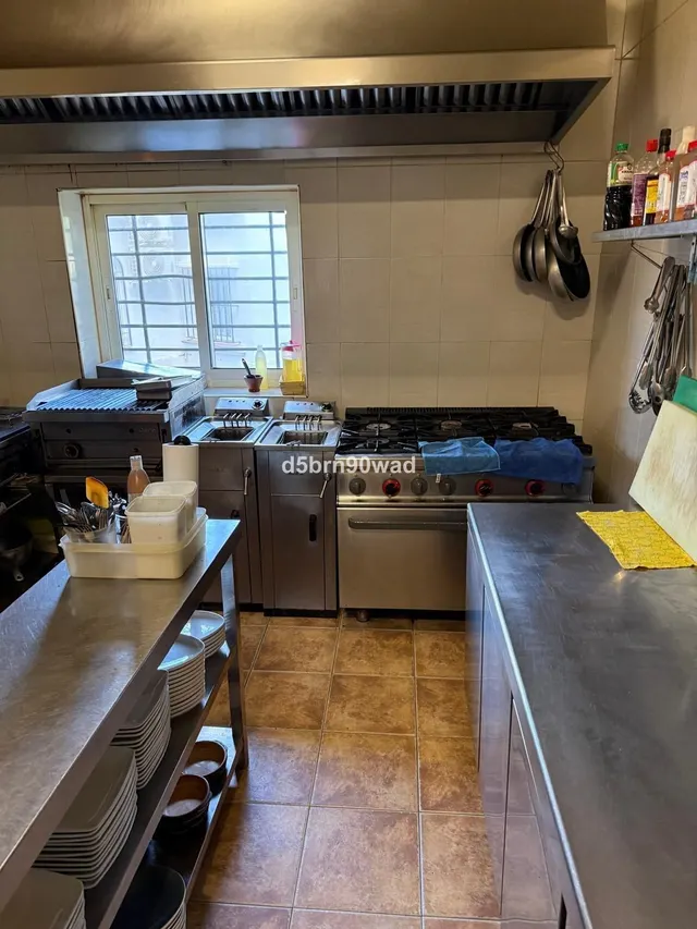 Restaurante 310m² en venta - Marbella — 15