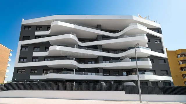 Impecable Apartamento en Punta Prima, Torrevieja — 2