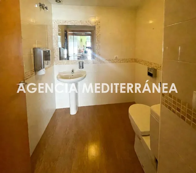 EXCELENTE OPORTUNIDAD: Local de 120m2 en Massamagrell (a 15  - foto 4